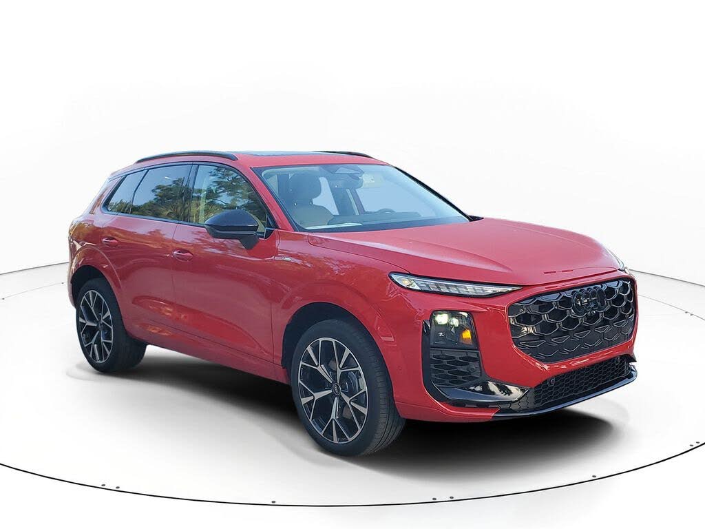 2026 Audi Q3 S line