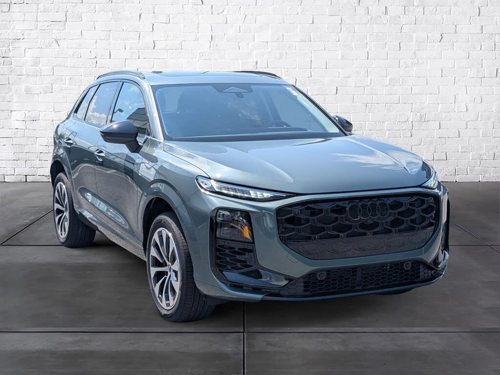 2026 Audi Q3 S line