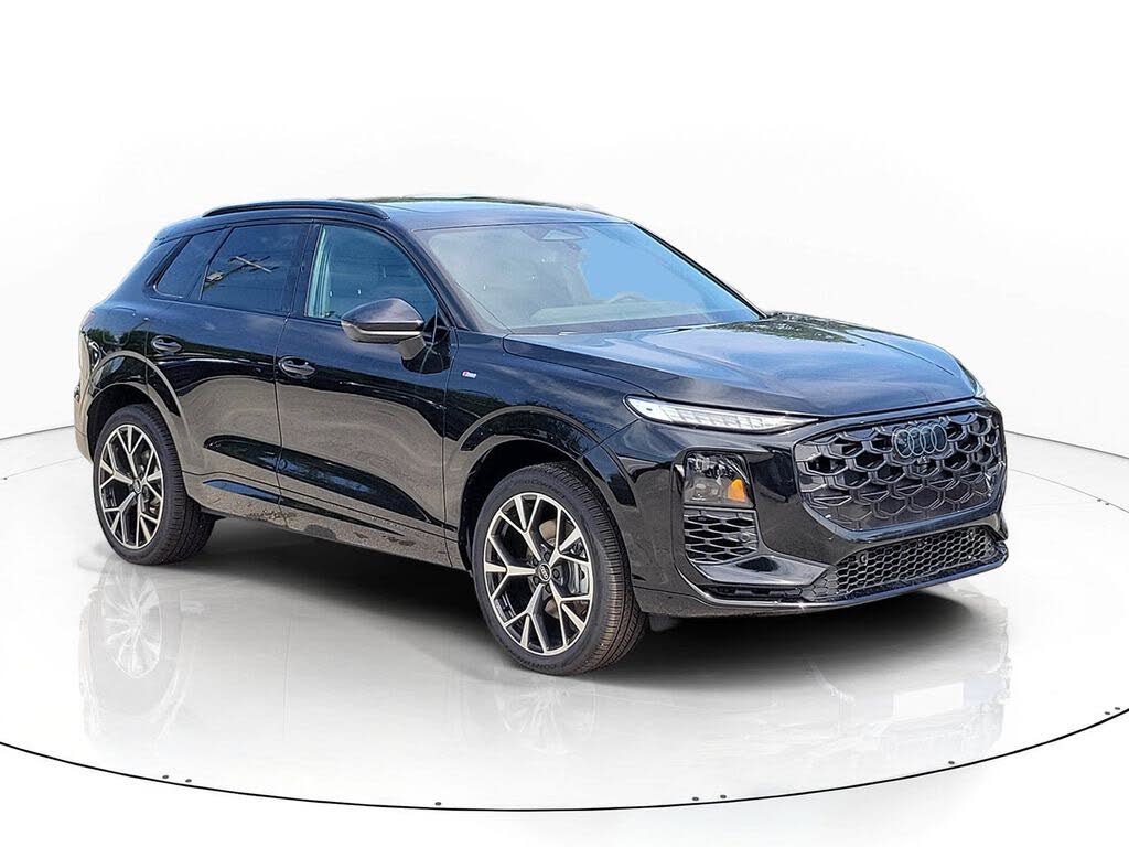 2026 Audi Q3 S line