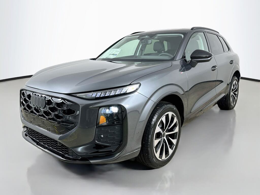 2026 Audi Q3 S line