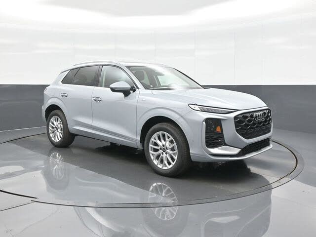2026 Audi Q3 S line