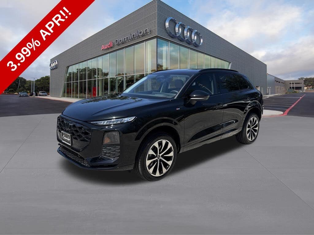 2026 Audi Q3 S line