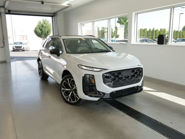2026 Audi Q3 S line