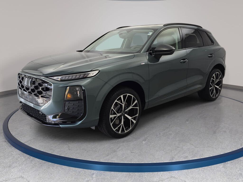 2026 Audi Q3 S line