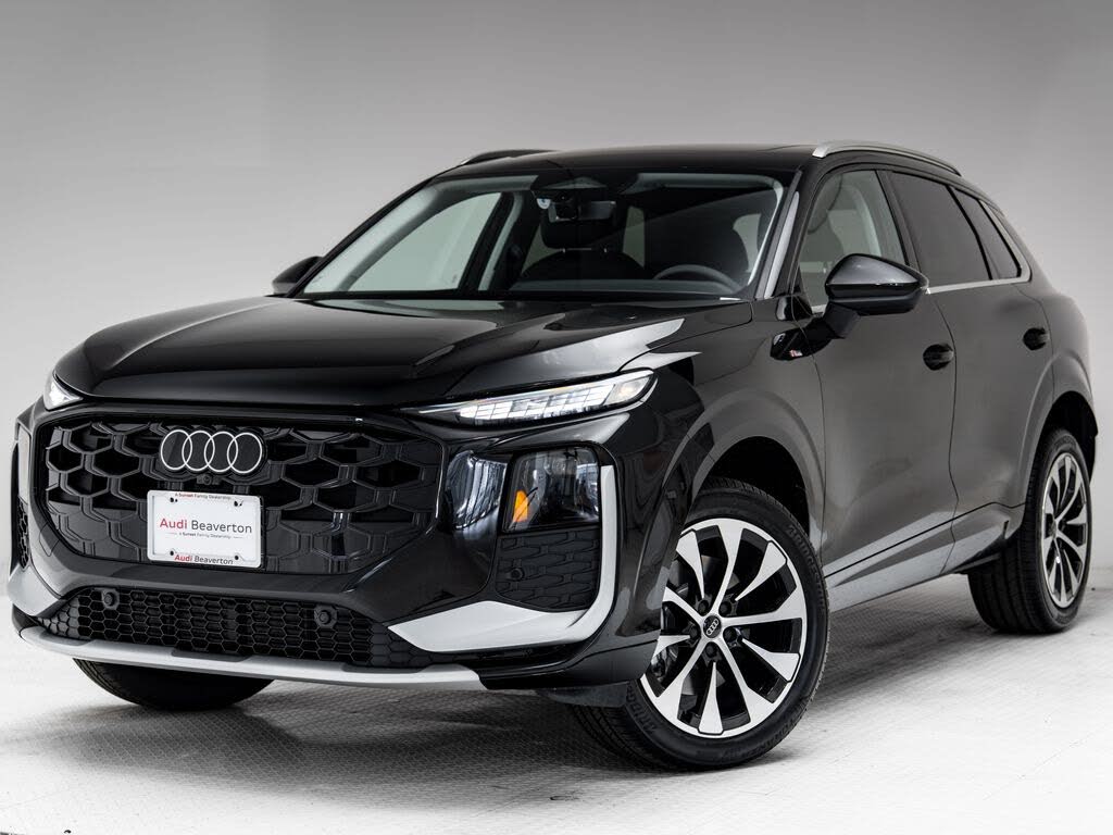 2026 Audi Q3 S line