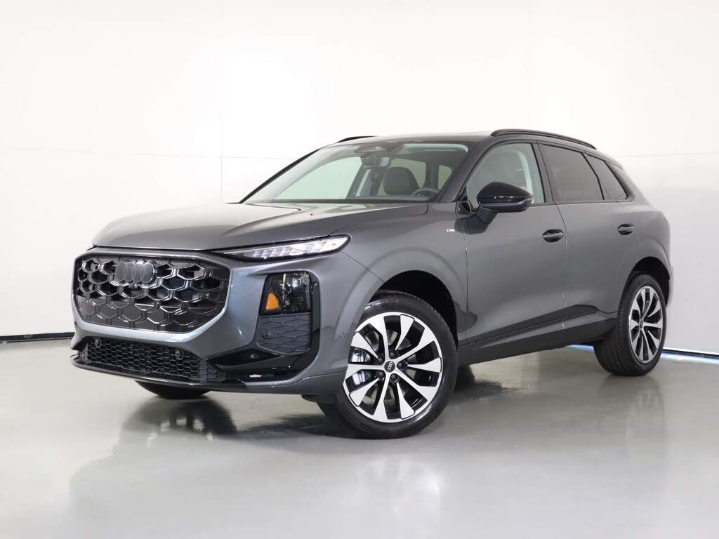 2026 Audi Q3 S line