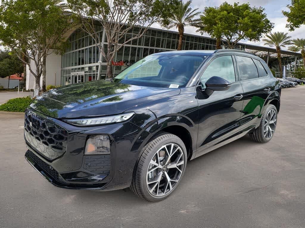2026 Audi Q3 S line