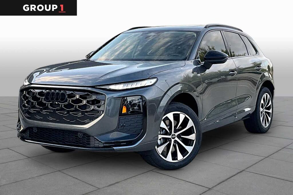 2026 Audi Q3 S line