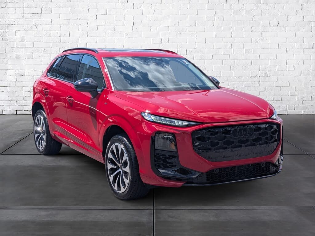 2026 Audi Q3 S line