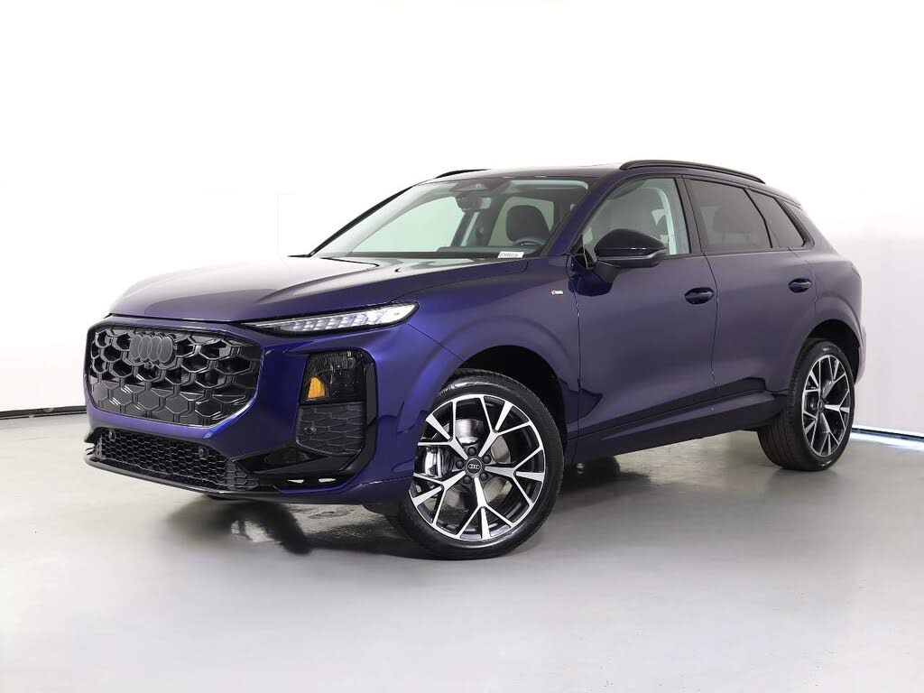2026 Audi Q3 S line
