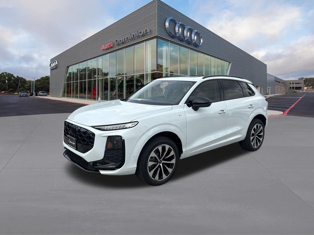 2026 Audi Q3 S line