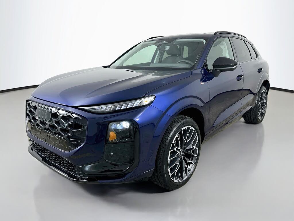 2026 Audi Q3 S line