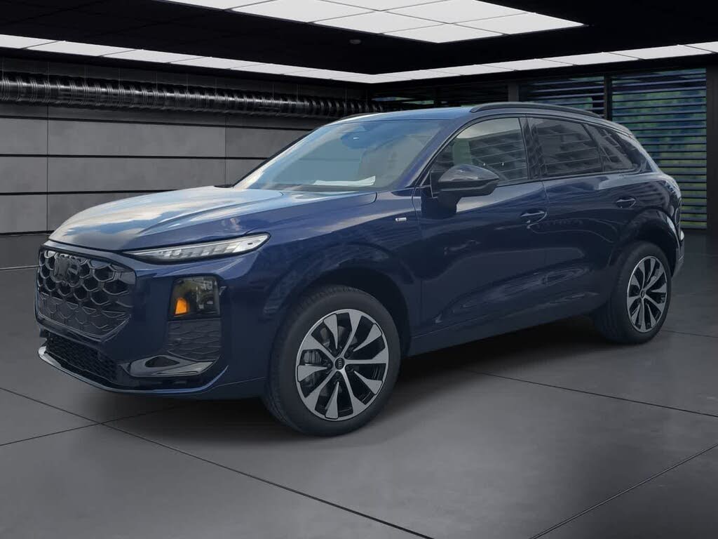 2026 Audi Q3 S line