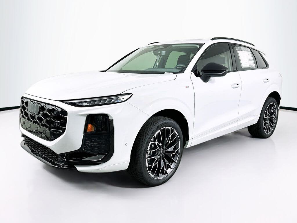 2026 Audi Q3 S line