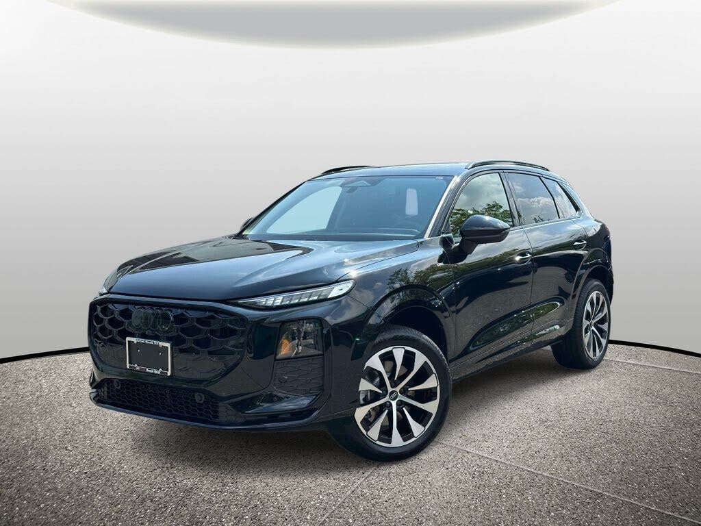 2026 Audi Q3 S line