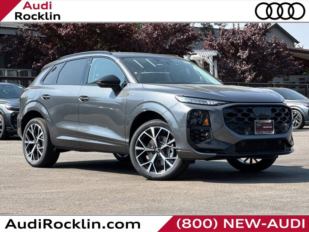 2026 Audi Q3 S line