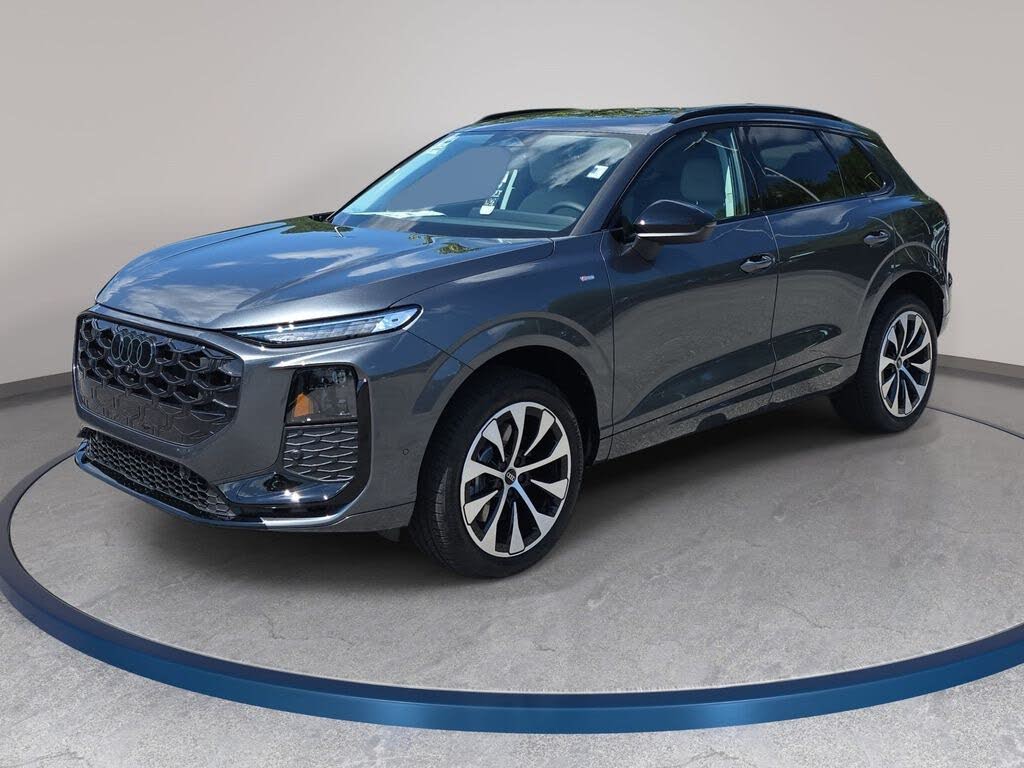 2026 Audi Q3 S line