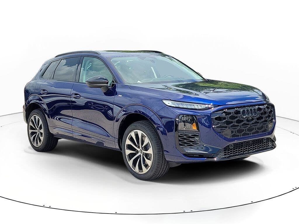 2026 Audi Q3 S line