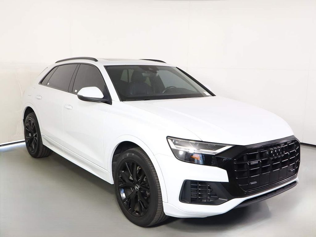 2020 Audi Q8 Premium