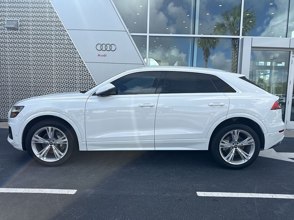 2023 Audi Q8 Premium