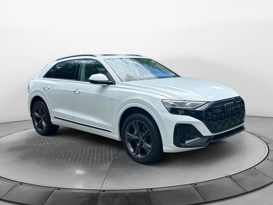 2026 Audi Q8 Premium