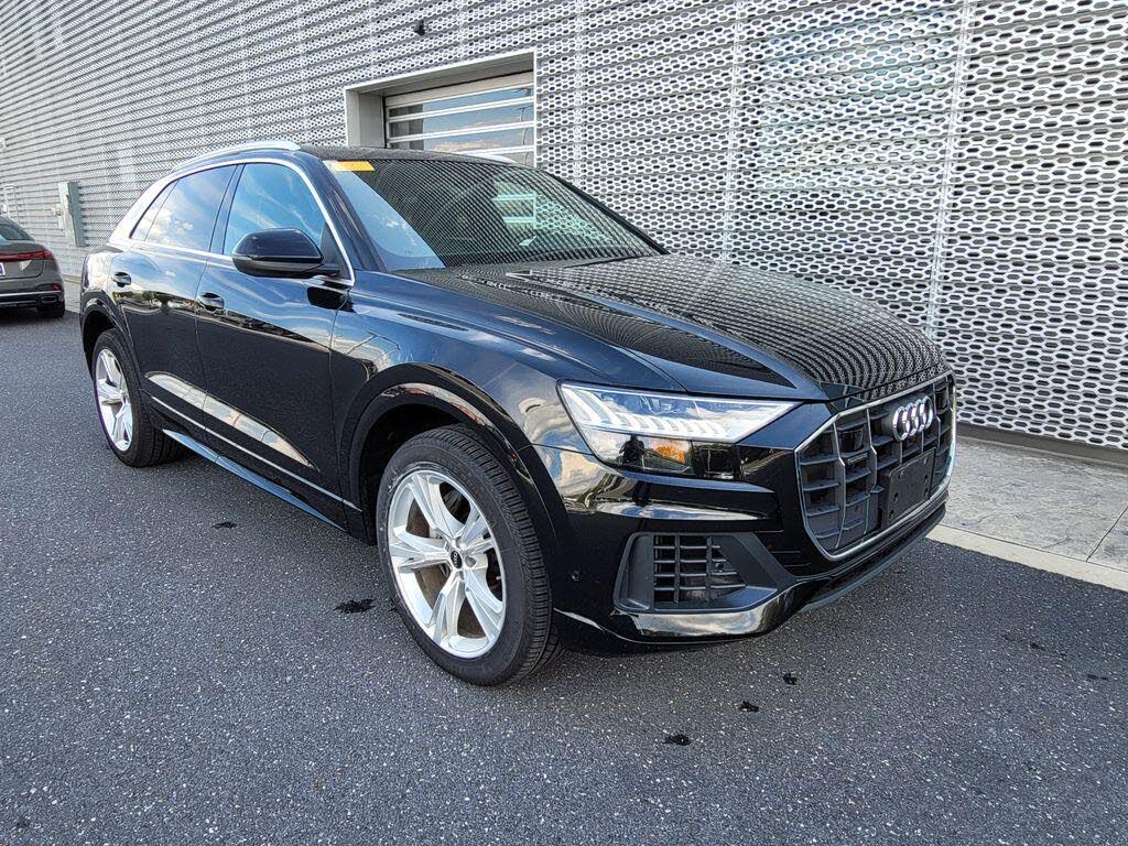 2023 Audi Q8 Premium