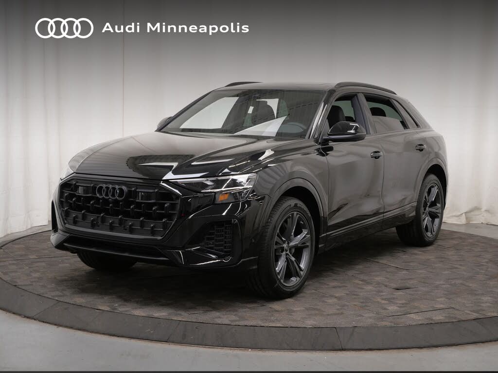 2026 Audi Q8 Premium