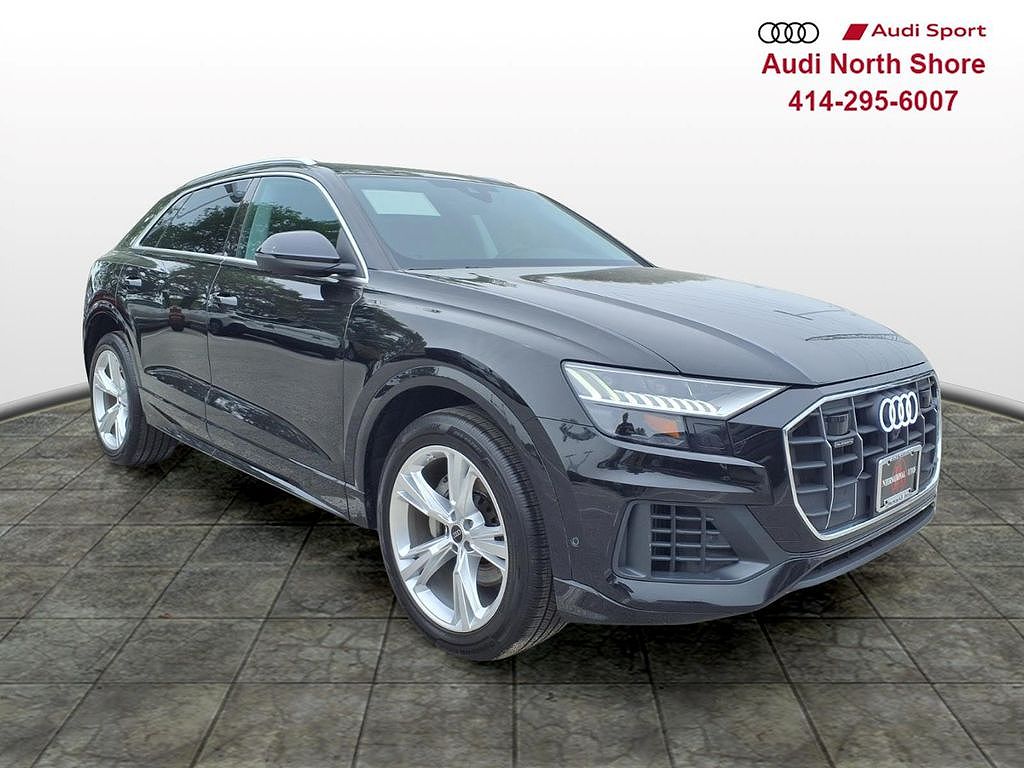 2023 Audi Q8 Premium
