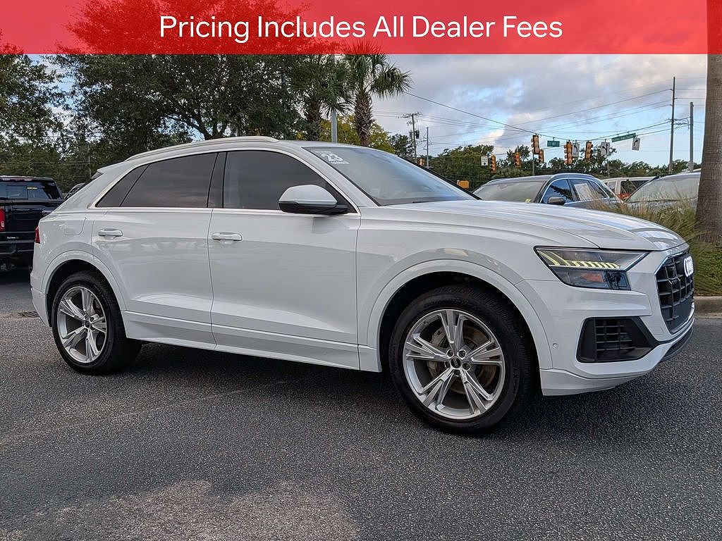 2023 Audi Q8 55 Premium