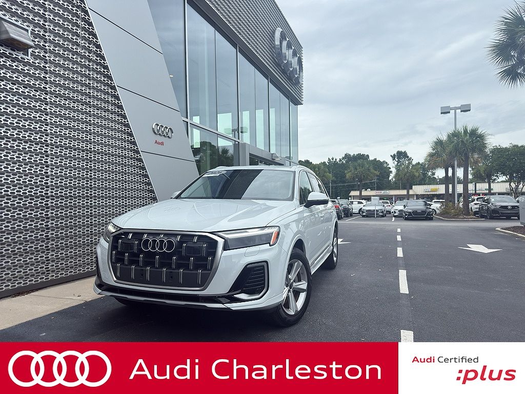 2026 Audi Q7 Premium