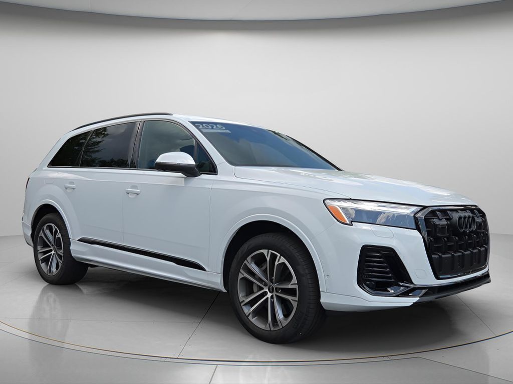 2026 Audi Q7 55 Premium