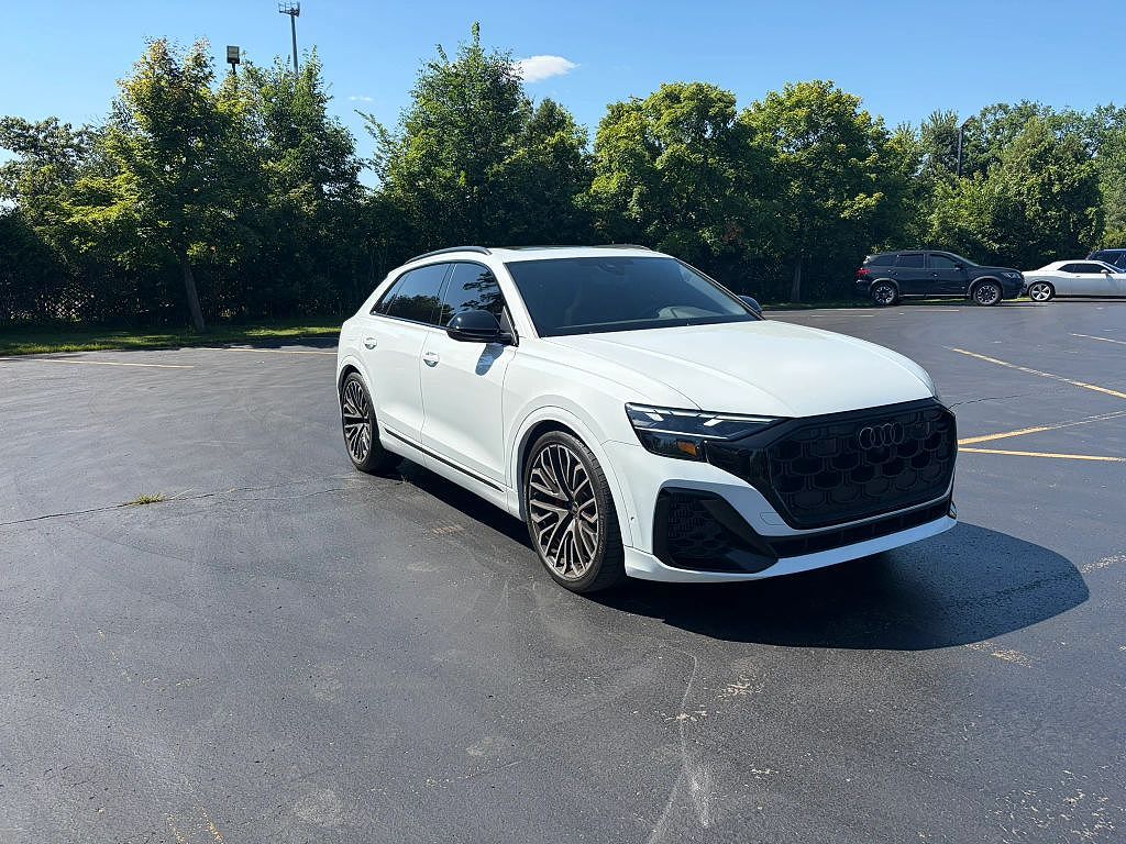 2024 Audi SQ8 Premium Plus