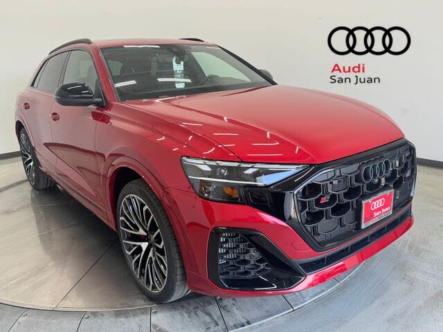 2026 Audi SQ8 Premium Plus