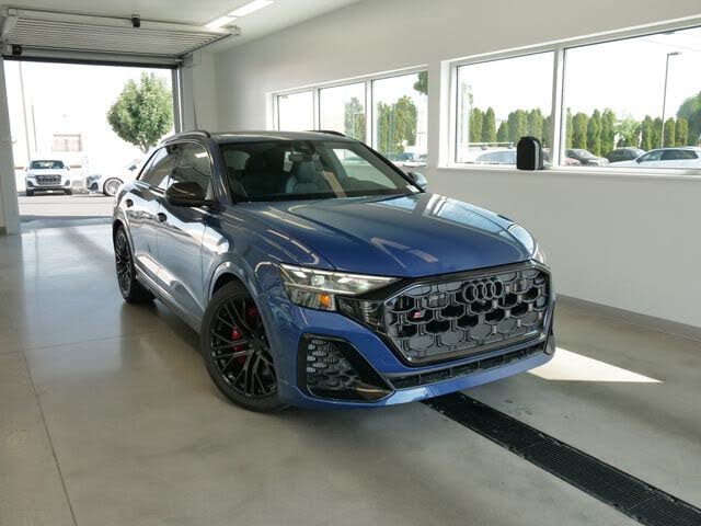 2026 Audi SQ8 Premium Plus