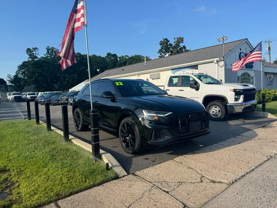 2022 Audi SQ8 Premium Plus