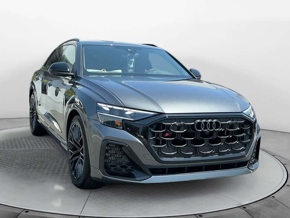 2026 Audi SQ8 Premium Plus