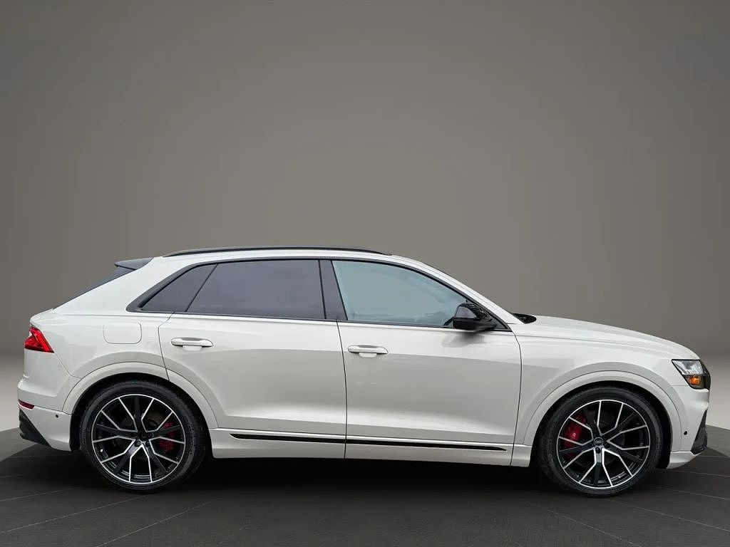 2023 Audi SQ8 Premium Plus