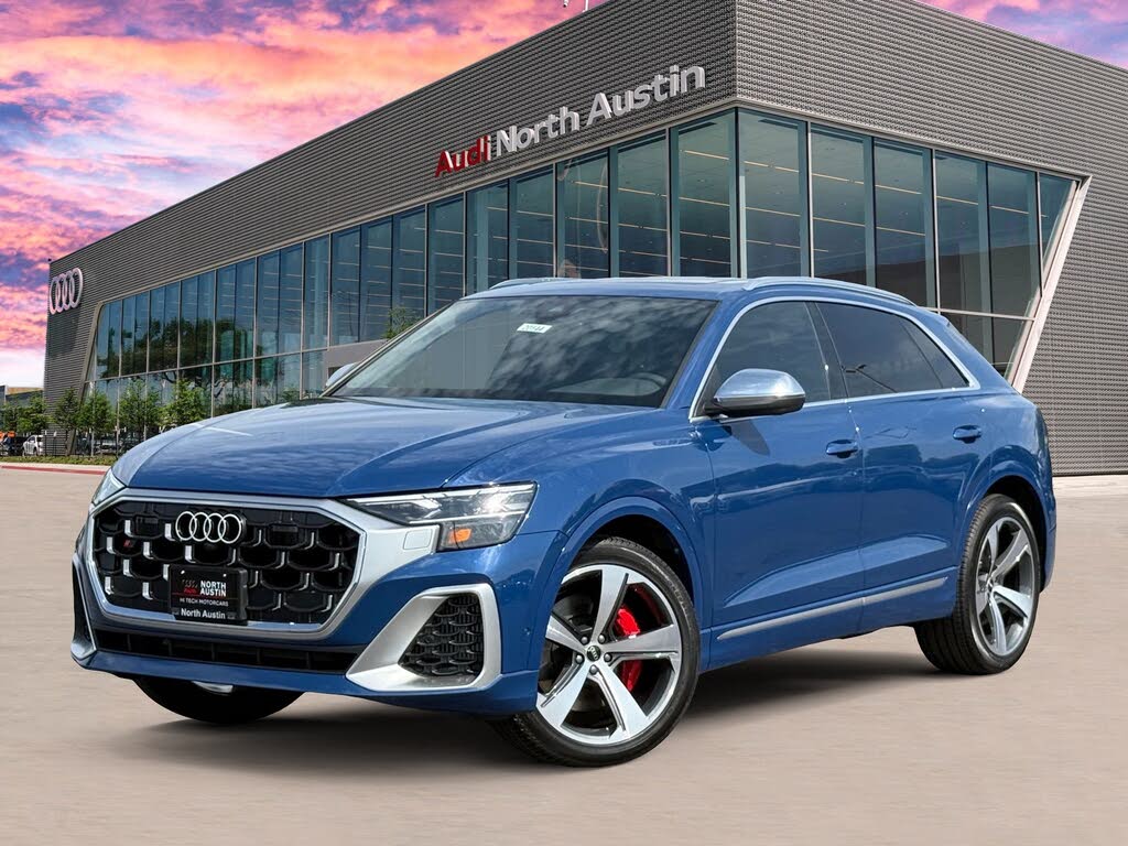 2026 Audi SQ8 Premium Plus