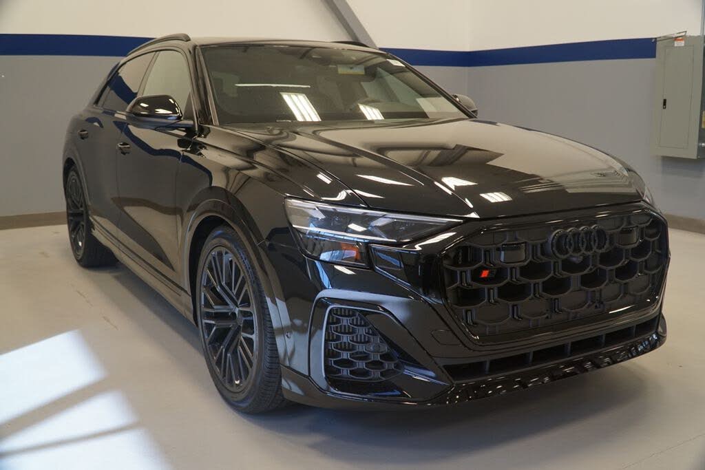 2026 Audi SQ8 Premium Plus
