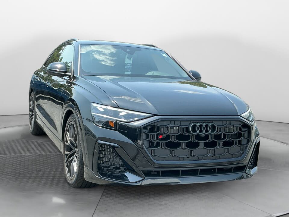 2026 Audi SQ8 Premium Plus