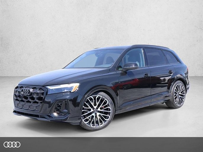 2026 Audi SQ7 Premium Plus