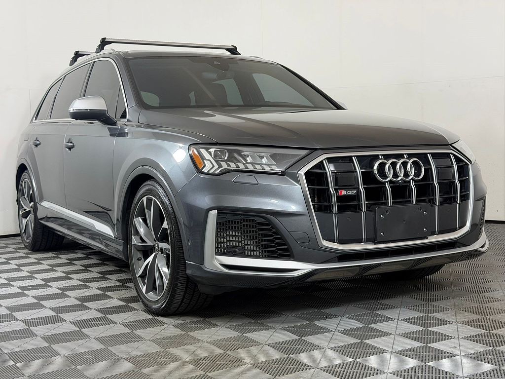 2022 Audi SQ7 Premium Plus