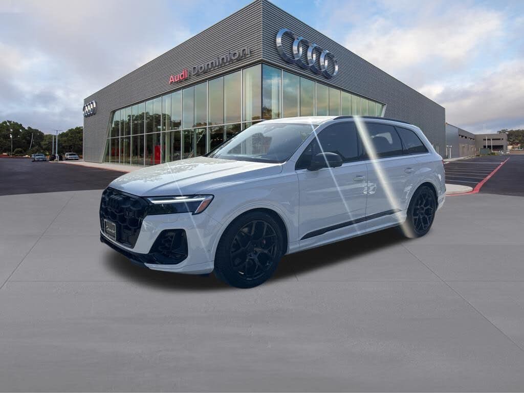 2026 Audi SQ7 Premium Plus