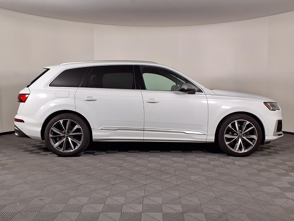 2021 Audi SQ7 Premium Plus