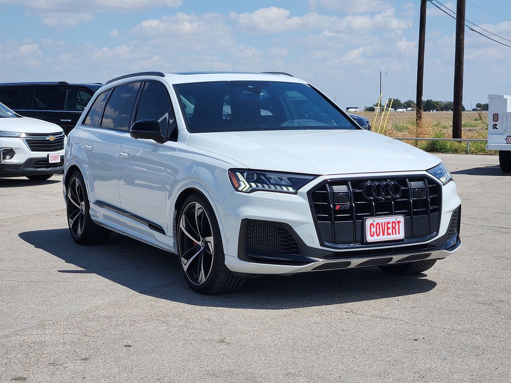 2023 Audi SQ7 Premium Plus