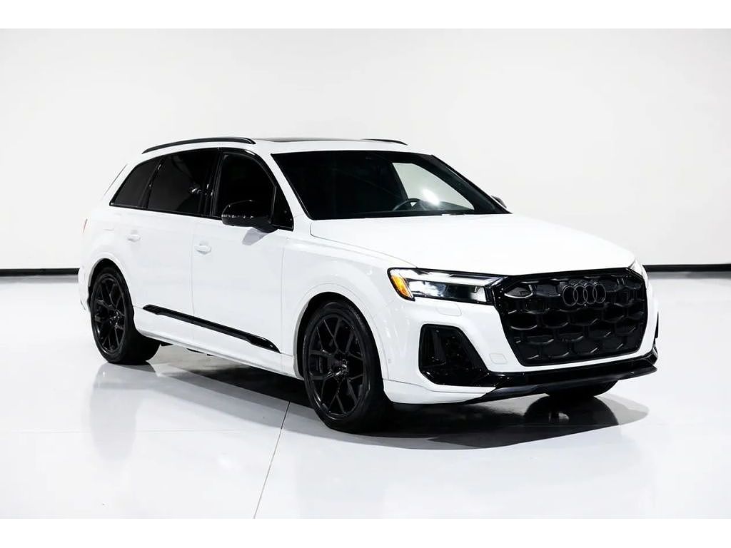 2025 Audi SQ7 Premium Plus