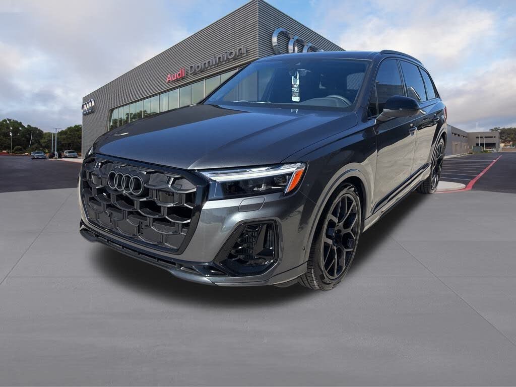 2026 Audi SQ7 Premium Plus