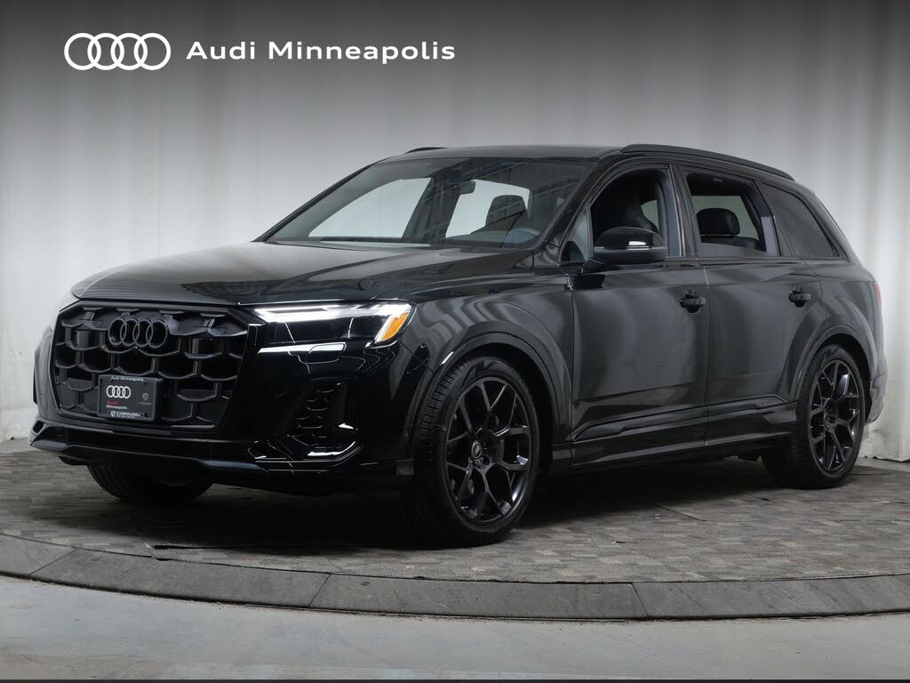 2026 Audi SQ7 Premium Plus