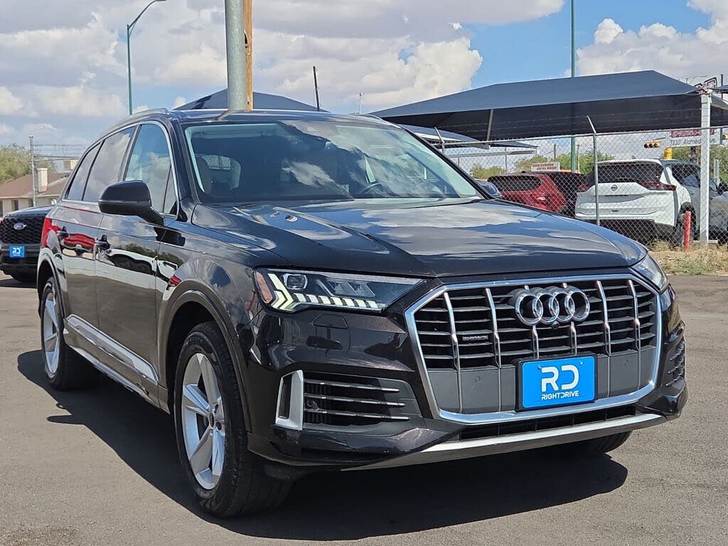 2023 Audi Q7 Premium