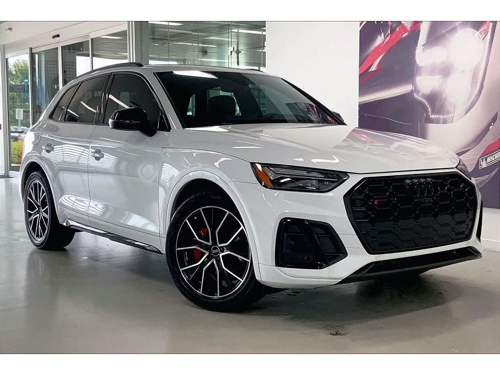 2023 Audi SQ5 Premium Plus